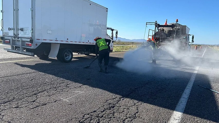 Gobierno del estado bachea tramo federal de la Vía&nbsp;Corta