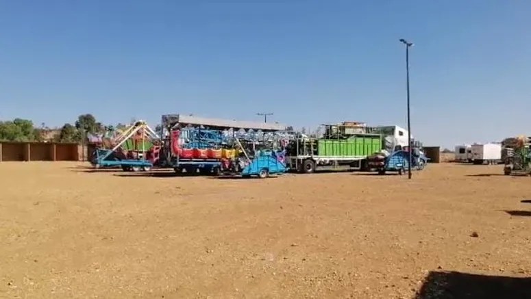 Comienza la instalación de juegos mecánicos en mina La&nbsp;Prieta