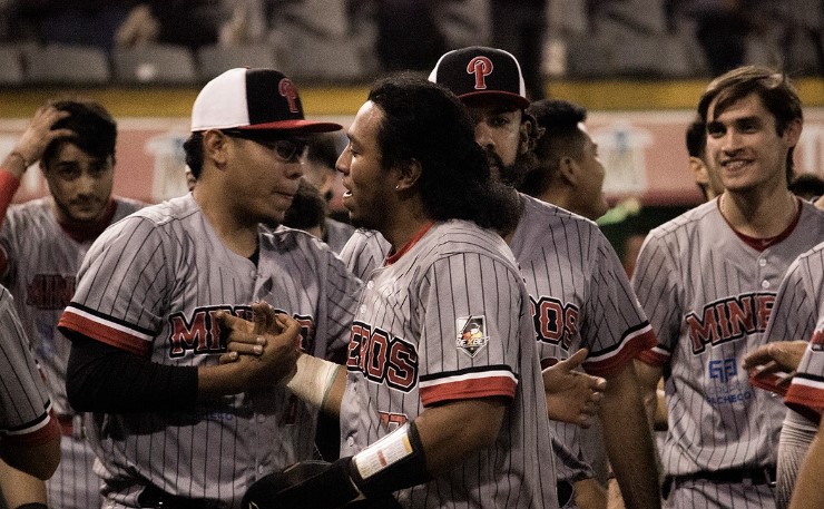 Mineros se pone arriba&nbsp;3-2