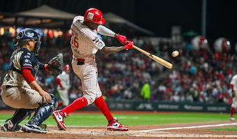 Diablos Rojos del México aplastan a los Sultanes para poner el 2-0 en la Serie del&nbsp;rey
