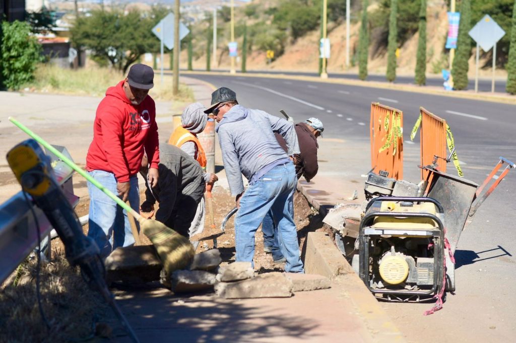 Realizan trabajos intensivos de limpieza en la Plaza Principal, así como de cuatro espacios&nbsp;públicos