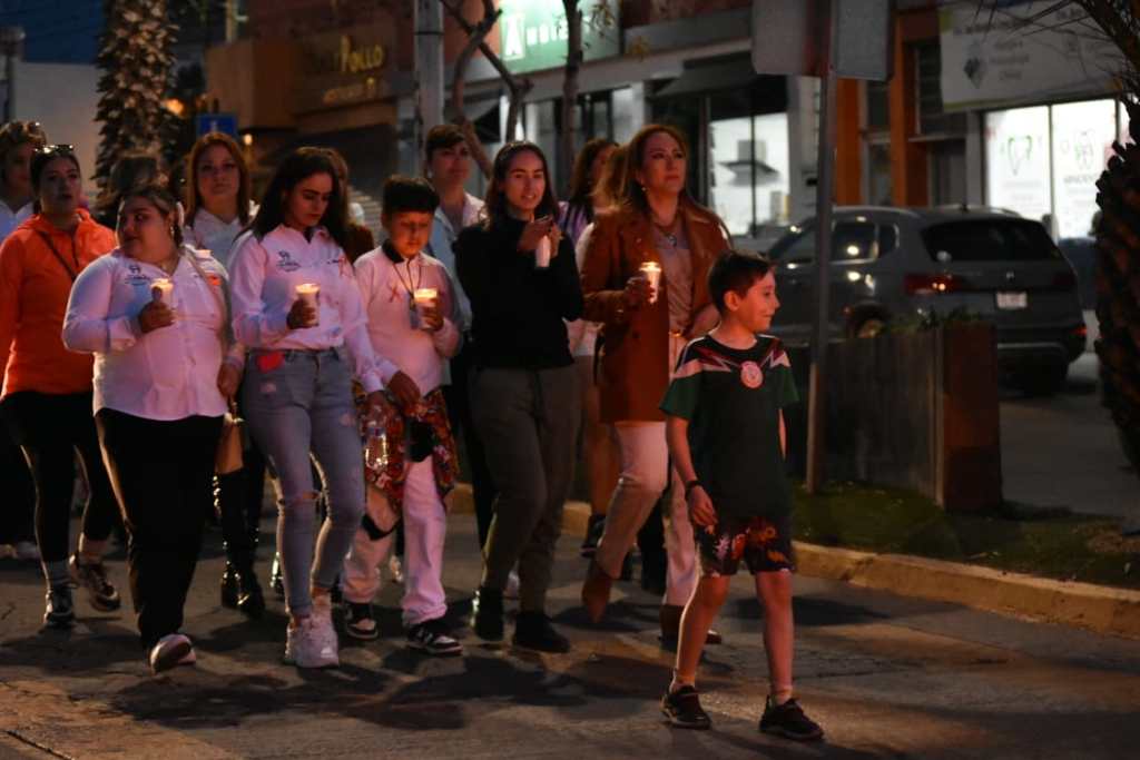 Lleva a cabo el Instituto de la Mujer marcha de la&nbsp;luz