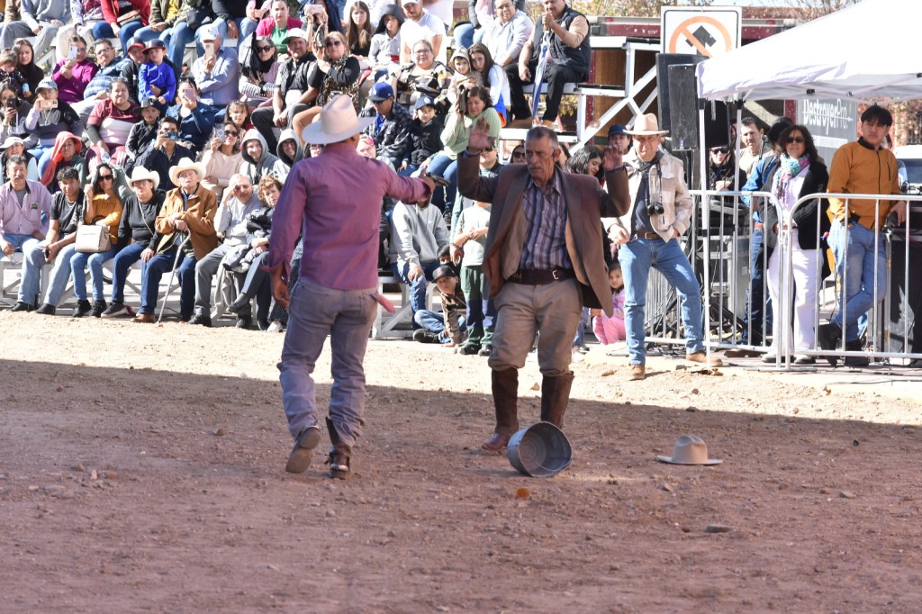 Con gran éxito el Gobierno de Parral presentó la escenificación de la vida y muerte de&nbsp;Villa