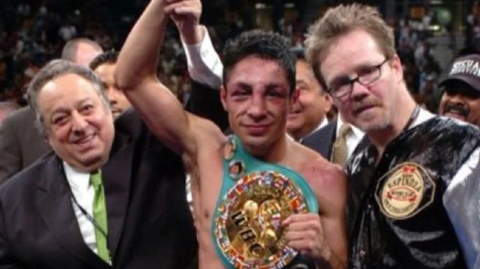 Muere “El Magnífico”, tres veces campeón mundial de&nbsp;boxeo