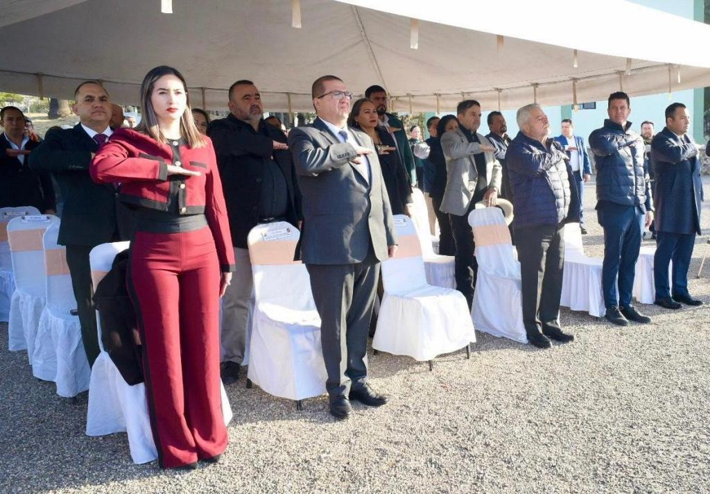 Acude Alcalde a la toma de protesta del nuevo comandante de la 42/a Zona&nbsp;Militar