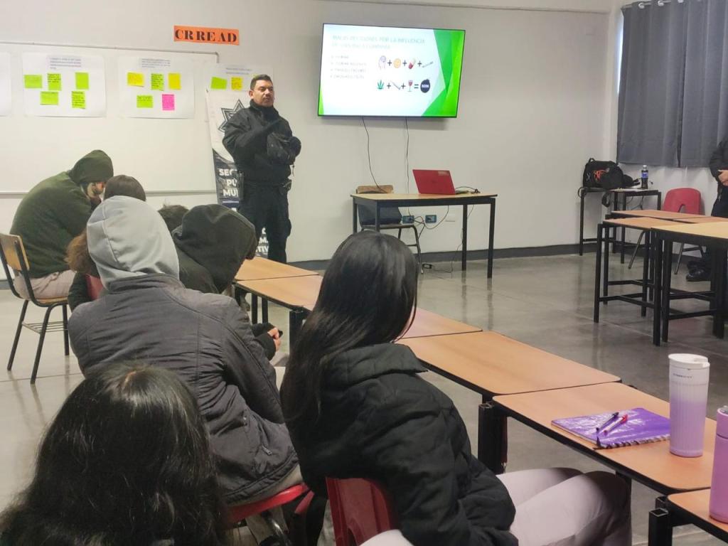 Imparten platica sobre la prevención de&nbsp;adicciones