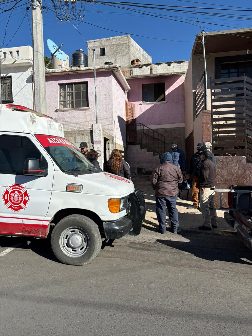 Evita Protección Civil y Bomberos incendio en la colonia Infonavit&nbsp;Minero