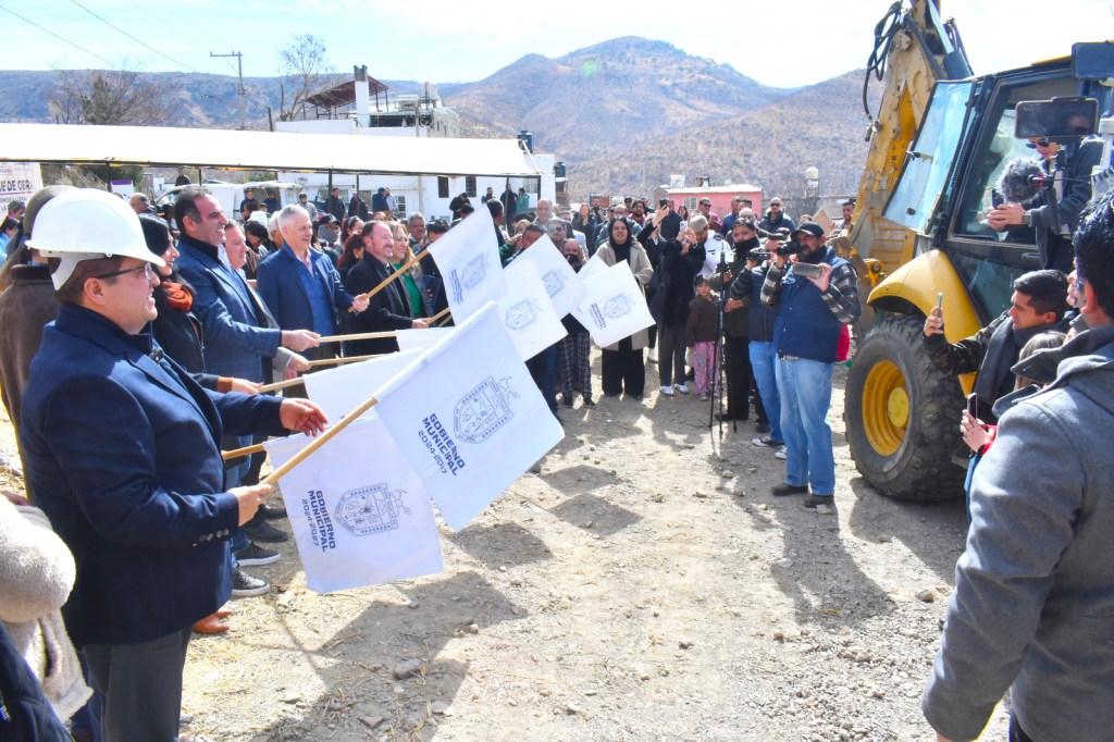 El Alcalde Chava Calderón arranca construcción del Parque COANZAMEX en la colonia&nbsp;Reforma.