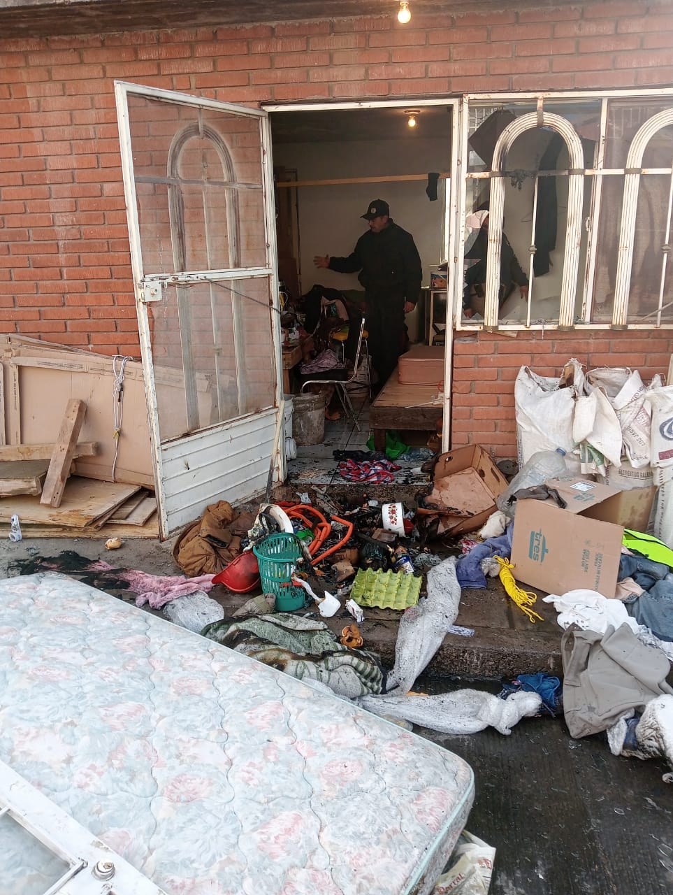Atiende Bomberos y Protección Civil incendio en la Colonia&nbsp;Juárez