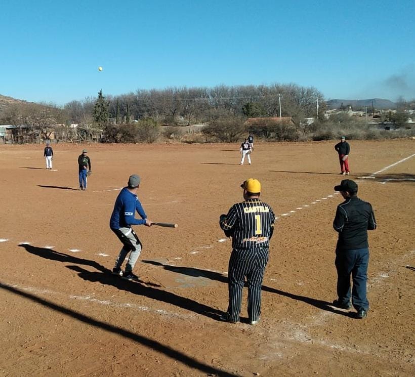 Doble victoria de Perfiles del Real en la Liga Independiente de&nbsp;Softbol