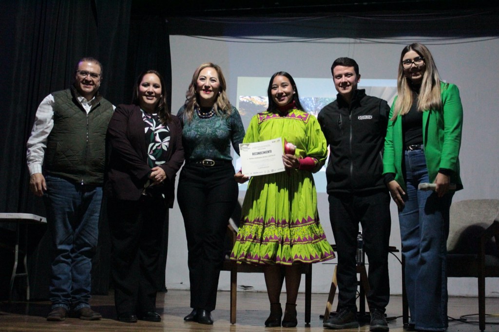 Con gran éxito se desarrolla la conferencia: “Cómo la Capacitación Cambio Mi&nbsp;Vida”