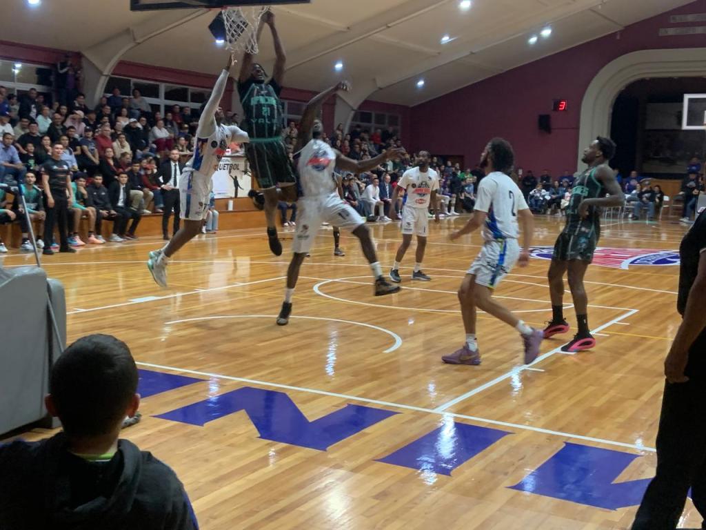 Mineros cayó por la mínima diferencia ante Apaches en la LEB&nbsp;2025