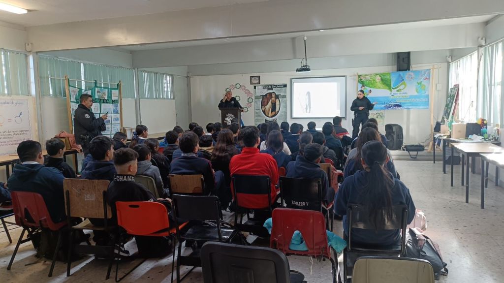 Promueven pláticas para la prevención del&nbsp;sexting