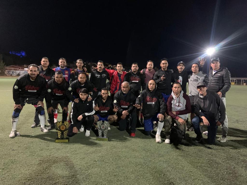 Para El Maderal-La Juárez el título de futbol en veteranos 40 años y másSUPERÓ EN SERIE DE PENALES A PALOMA&nbsp;HOLGUÍN