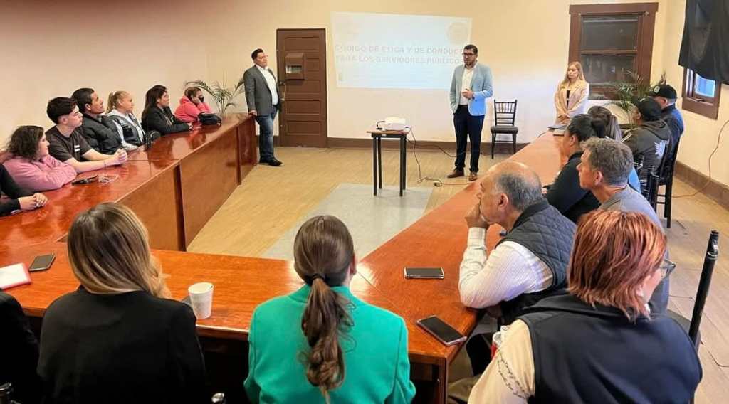 El Órgano Interno de Control del Municipio llevó a cabo hoy su primer taller sobre los Códigos de Ética y&nbsp;Conducta.