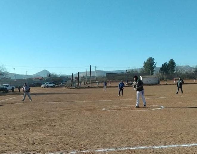 División de honores entre Chayoli y La Juárez en Liga de Softbol&nbsp;Independiente
