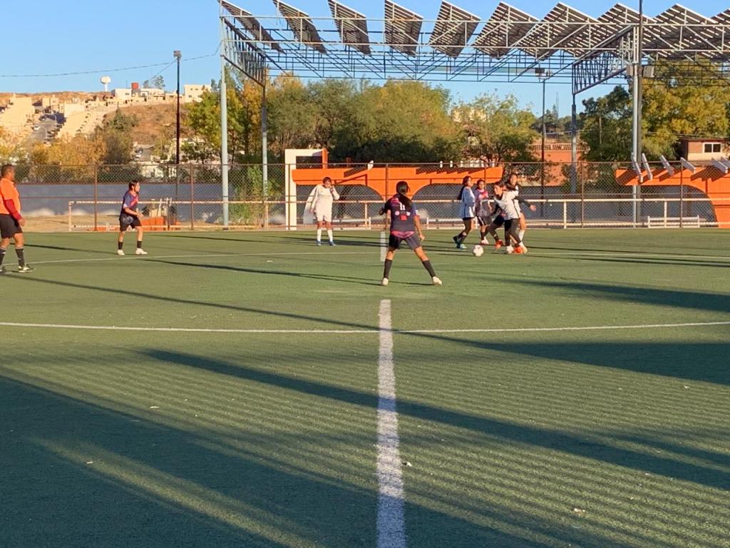 Parral presente en la fase estatal CONADE de futbol femenil en categoría&nbsp;010-011