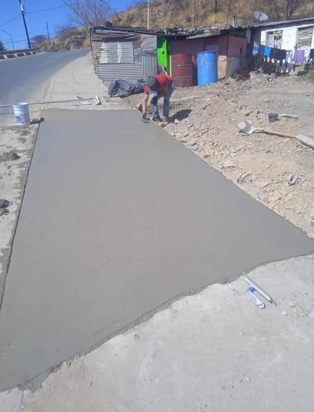 Construye el Gobierno de Parral acceso al asentamiento indígena Los&nbsp;Carrizos