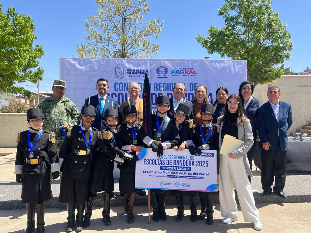 Entrega Alcalde premios a los tres primeros lugares del Concurso Regional de Escoltas de&nbsp;Bandera.