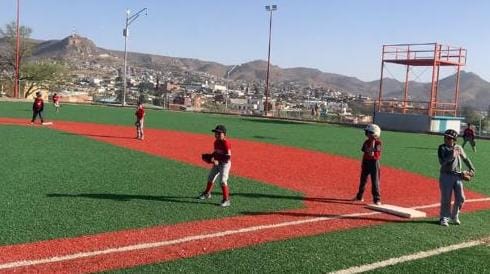 San Uriel Azul blanqueó en la Liga Regional de Beisbol infantil y juvenil de la IV&nbsp;Zona