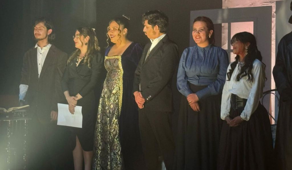 Con gran éxito se desarrolla la obra de teatro Susurros del&nbsp;Cuervo