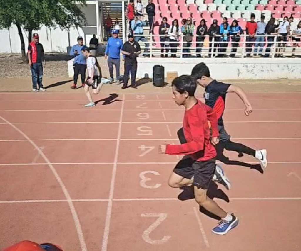 Secundarias Técnicas en femenil y Estatales en varonil, los ganadores de la confrontación de sub sistemas de atletismo región&nbsp;Parral