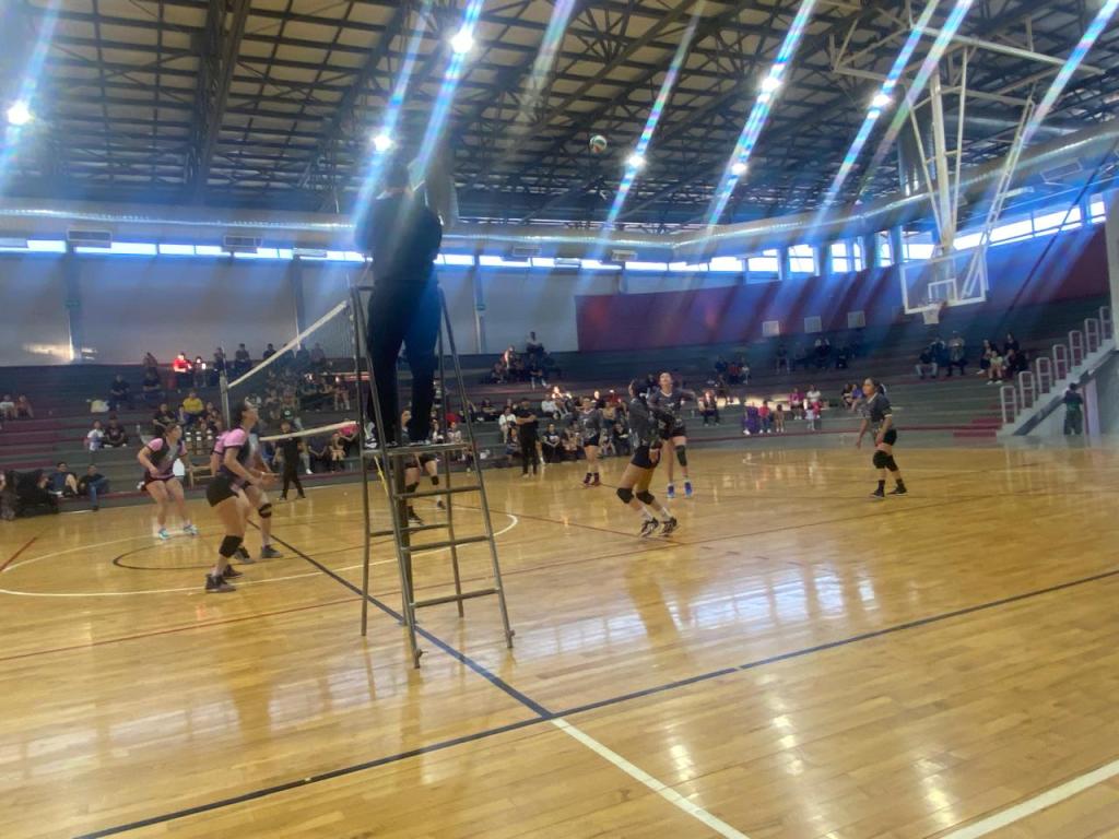 Invitan al torneo Primavera-Verano 2025 de voleibol&nbsp;municipal