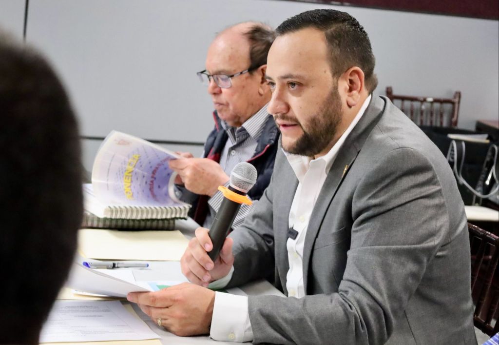 Van diputados del PRI contra tarifazo de la CFE a productores del&nbsp;campo.