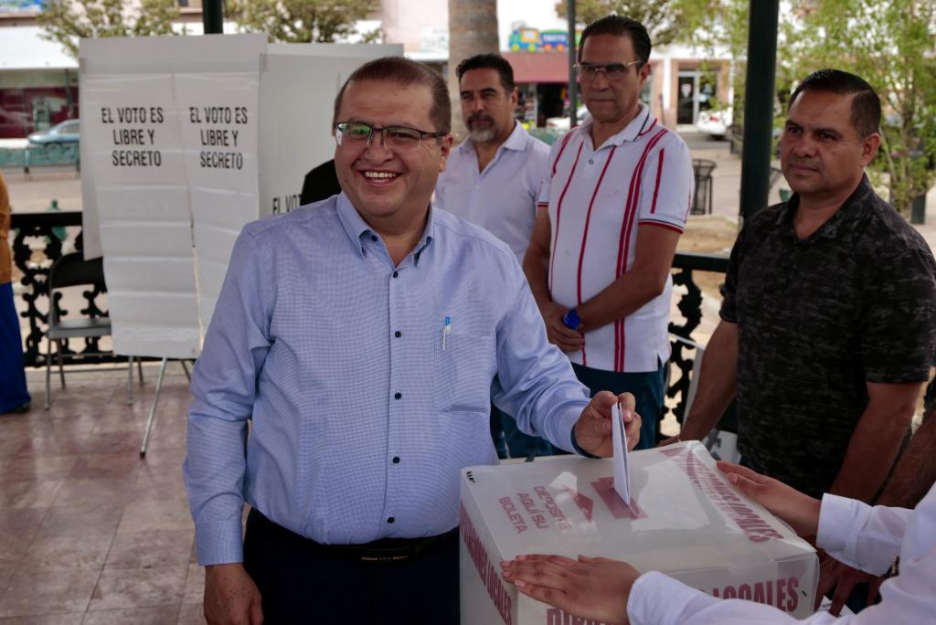 Emite el Alcalde su voto en el Presupuesto Participativo&nbsp;2025