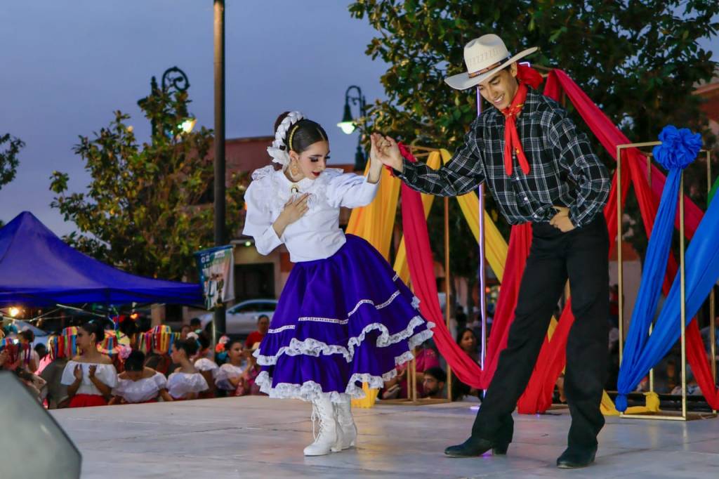 Presenta Gobierno de Parral el Festival “La Danza Nos Une” con gran&nbsp;éxito