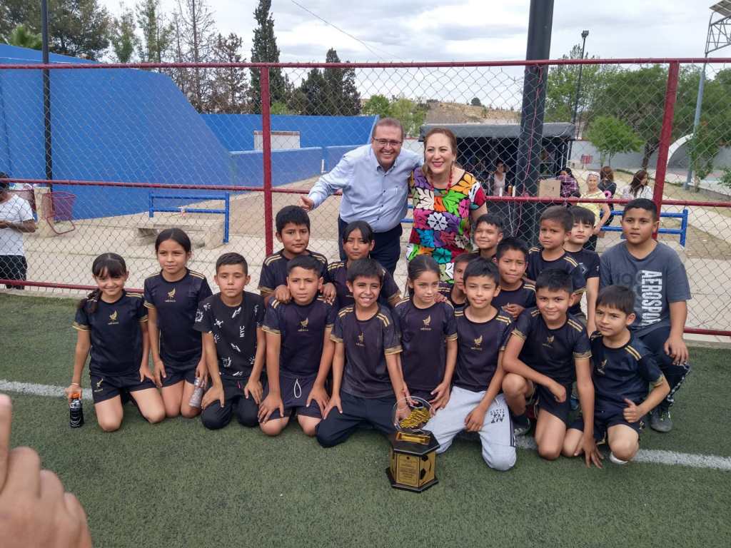 La Talleres y Del Ahorro Súper Mercado, campeones de la Liga de Futbol “Emiliano&nbsp;Zapata