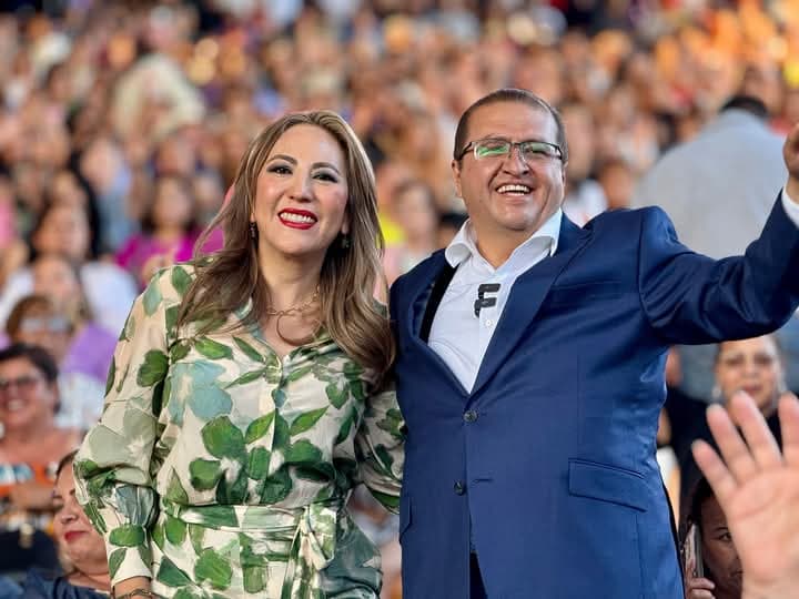 Alcalde Salvador Calderón encabeza celebración por el Día de las&nbsp;Madres