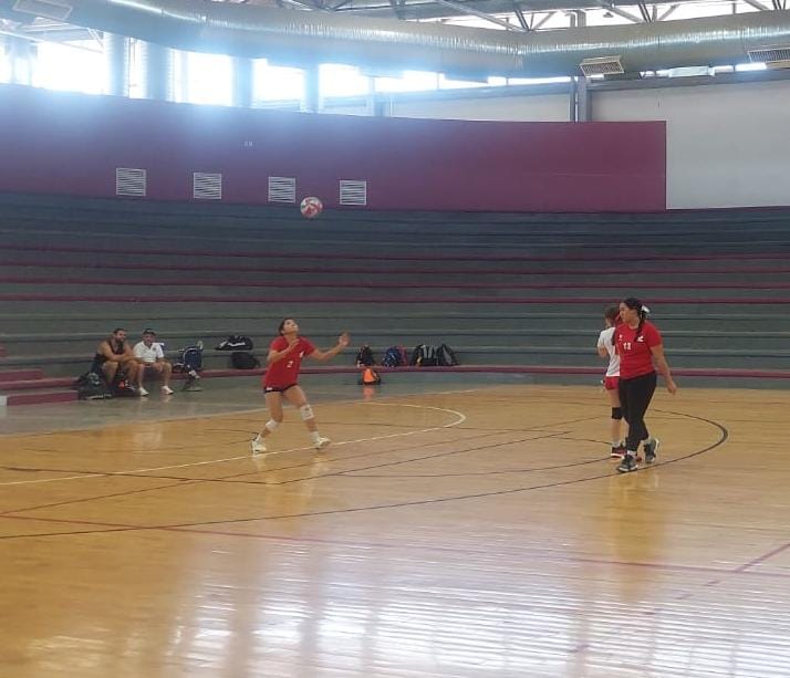 Linces se llevó el triunfo ante Cervantes en voleibol&nbsp;femenil