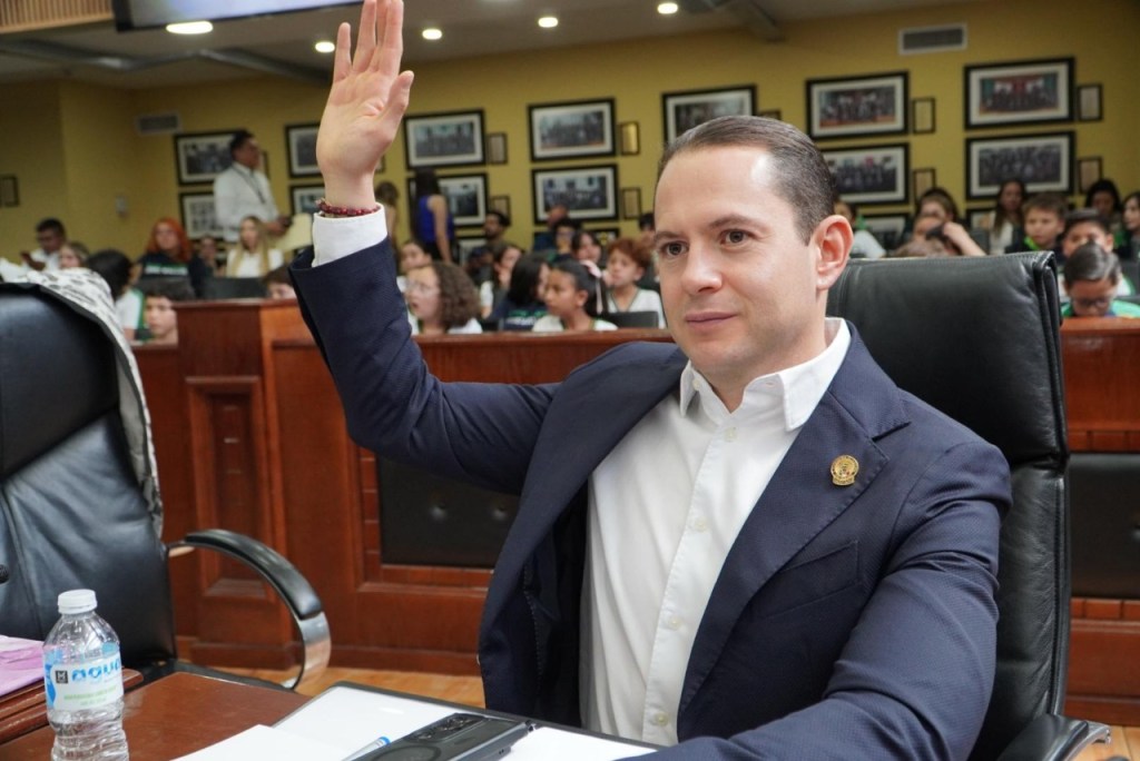 Impulsa José Luis Villalobos iniciativa para garantizar documentos en braille a personas con discapacidad&nbsp;visual