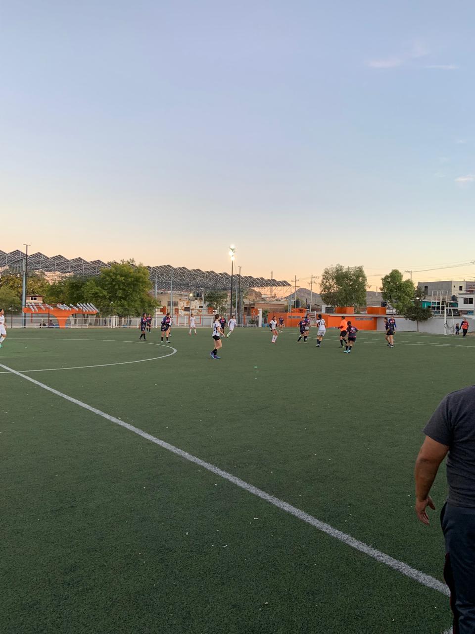 Escuela Femenil Emiliano Zapata Sub-17 recibe a Fundadoras Delicias en&nbsp;semifinales