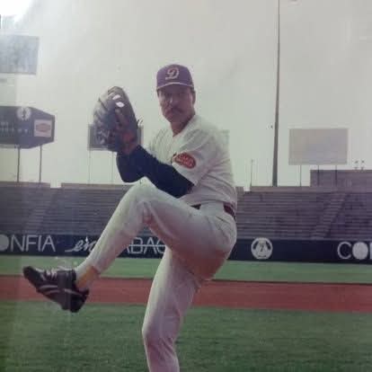 “El Super Star de Parral: Dos Juegos, Una&nbsp;Leyenda”