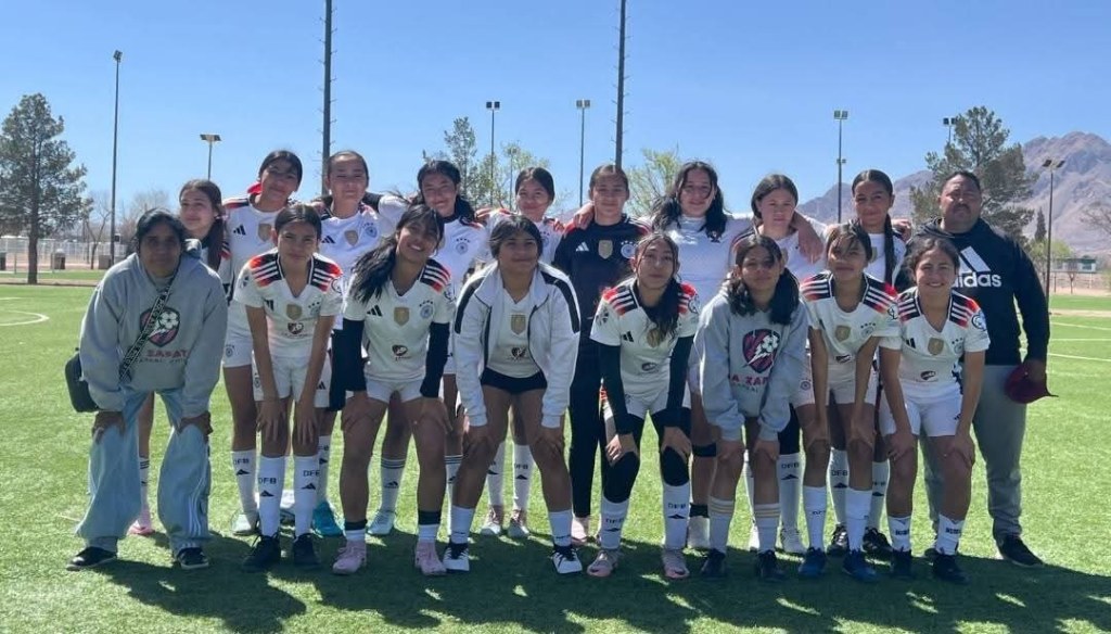 Escuela Emiliano Zapata por el título sub-14 de la Liga Estatal de Futbol “Gigantes de la&nbsp;Zona”