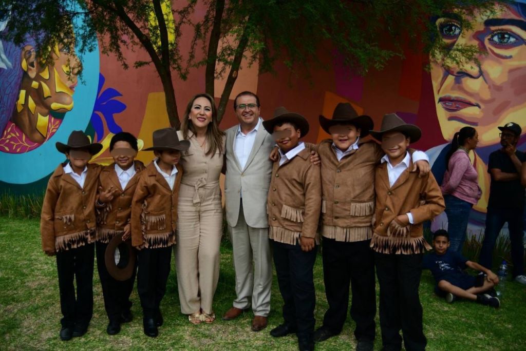 Celebran con éxito el Festival de Danza Autóctona y Folklórica en el Pabellón&nbsp;Revolucionario