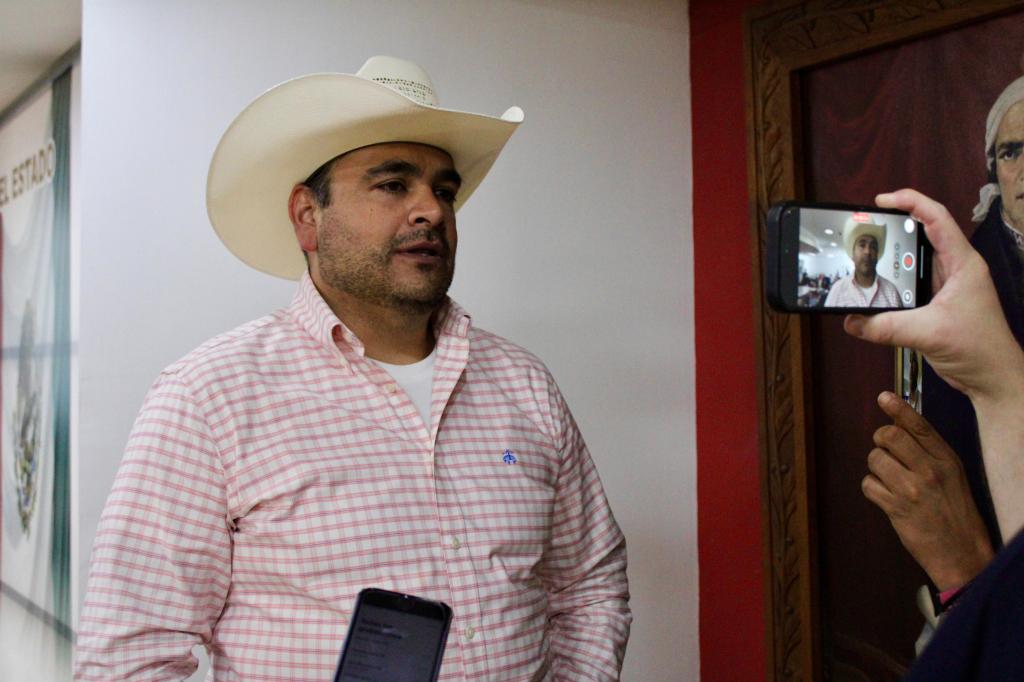 Pide Luis Fernando Chacón destitución de Síndica de Madera y su suplente; desde abril dejaron vacío el&nbsp;cargo.