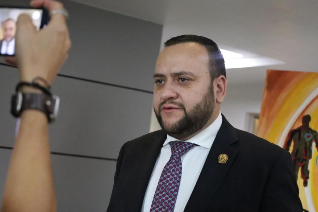 “Morena quiere ocultar la pobreza, no terminarla”: Arturo Medina por desaparición del&nbsp;CONEVAL.