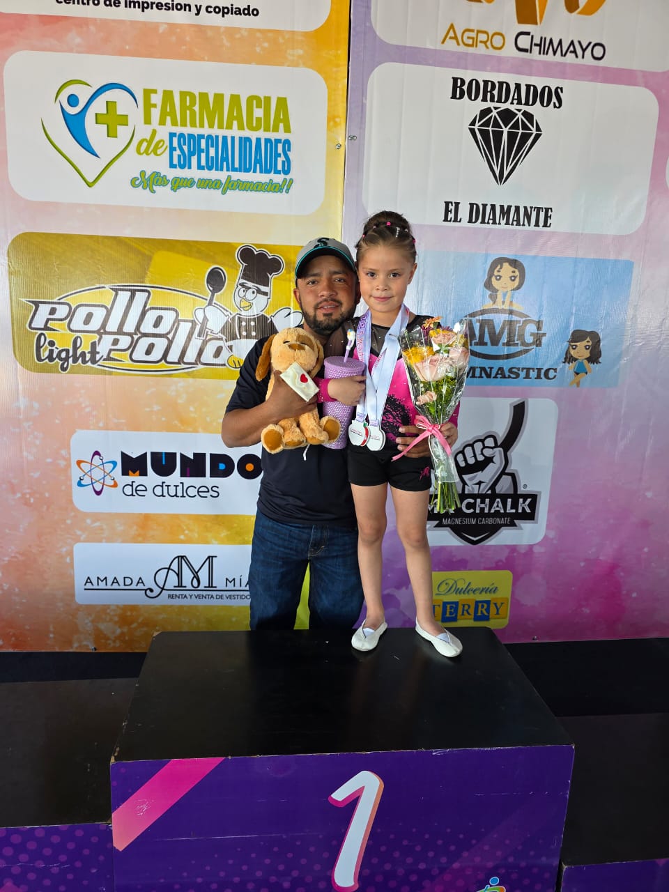Darah Odette Corral Quiñonez, se pintó de oro y&nbsp;plata