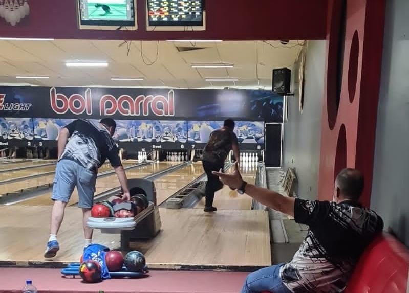 Coyotes Barraza y Arturo “Pollo” García por el título de la Liga Comercial de&nbsp;Boliche