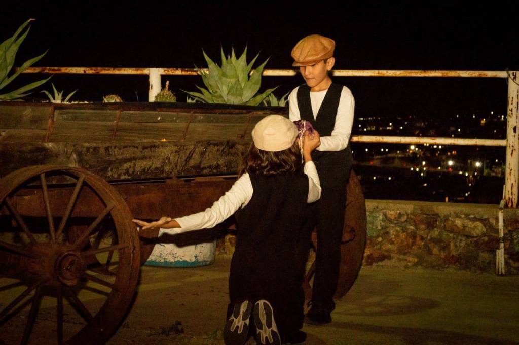 Parral revive su esencia revolucionaria con teatro y leyendas en los túneles de La&nbsp;Prieta