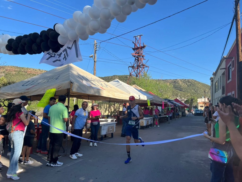 Luis Parra E Itzel Moreno, los ganadores del LXII Medio Maratón&nbsp;Minero