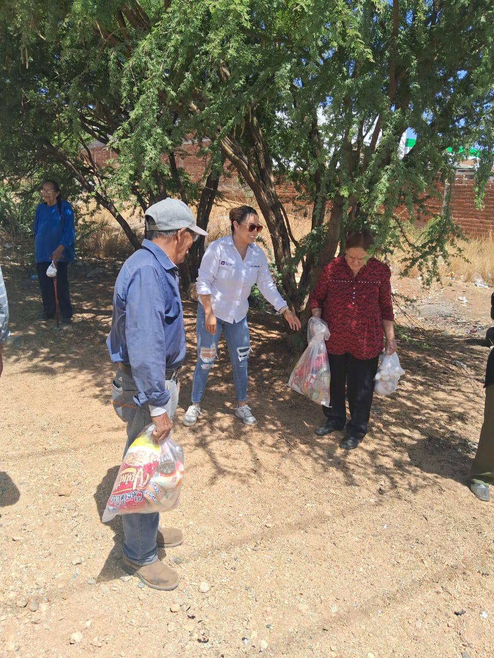 Lleva Gobierno de Parral apoyo alimentario a zonas rurales a través del programa “Hoy por&nbsp;Ti”