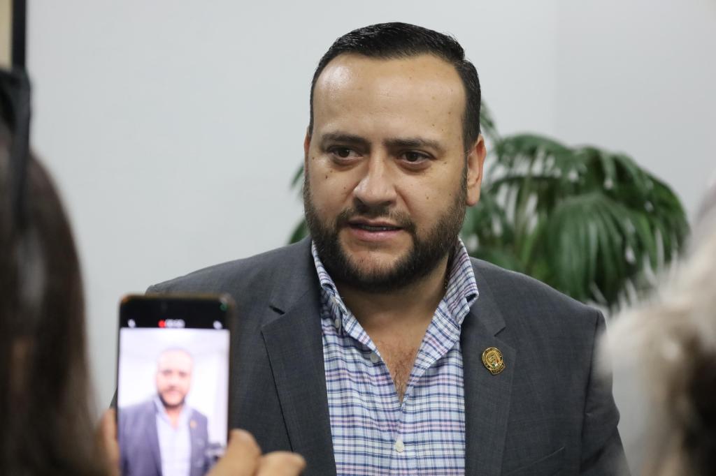 Reconoce Arturo Medina coordinación entre Maru Campos y Federación para atender Guadalupe y&nbsp;Calvo.