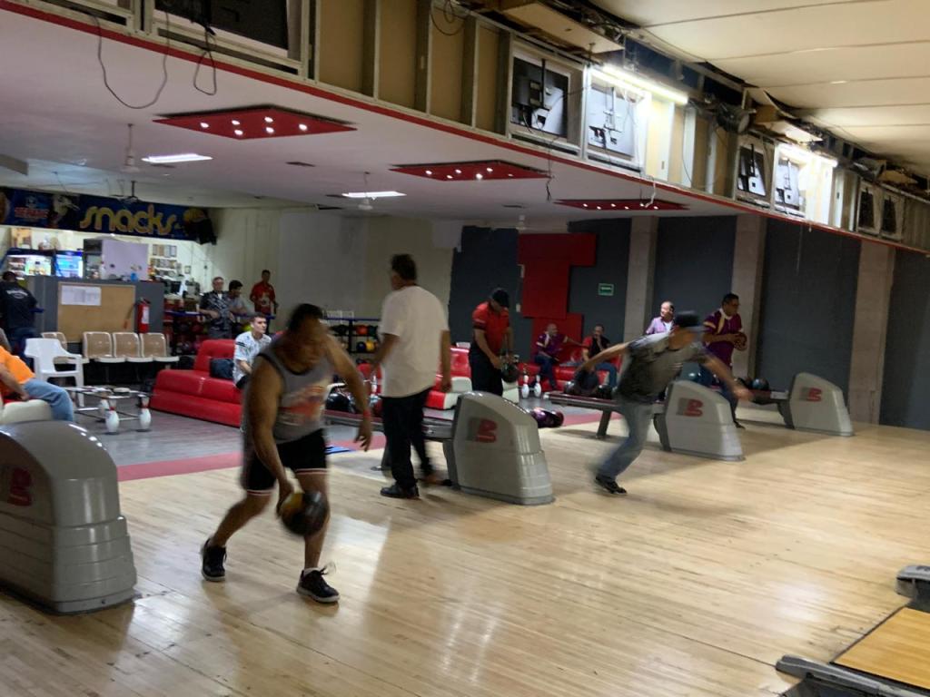 Barrió el Rey del Chamorro en boliche de los&nbsp;lunes