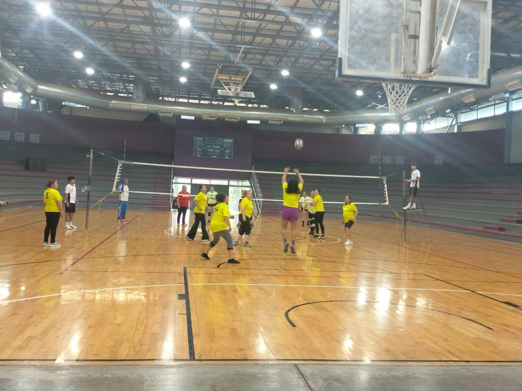 Triunfó AR Fumi en el torneo vacacional de voleibol&nbsp;2025