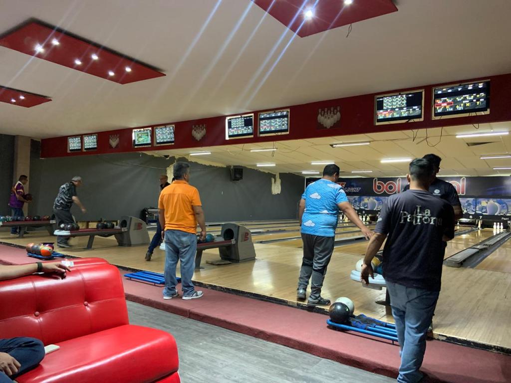 El Rey del Chamorro, sigue de líder del torneo de boliche de los&nbsp;lunes