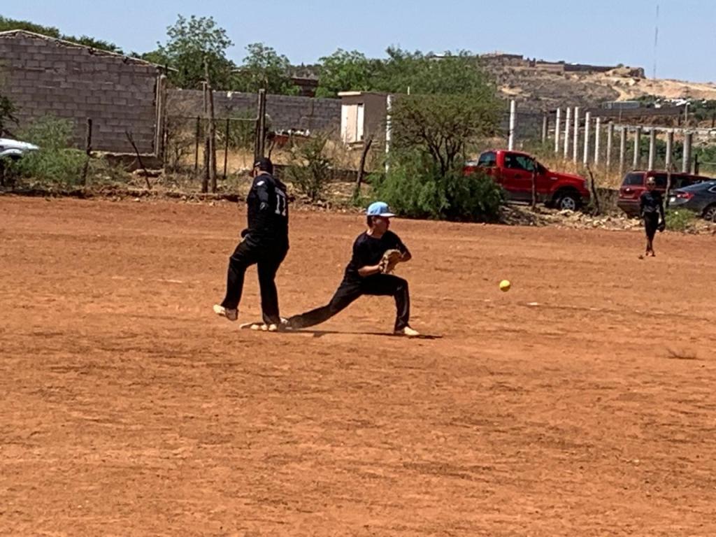 Deportivo Gutiérrez y Nieves Ballezanas, los mejores por&nbsp;grupo